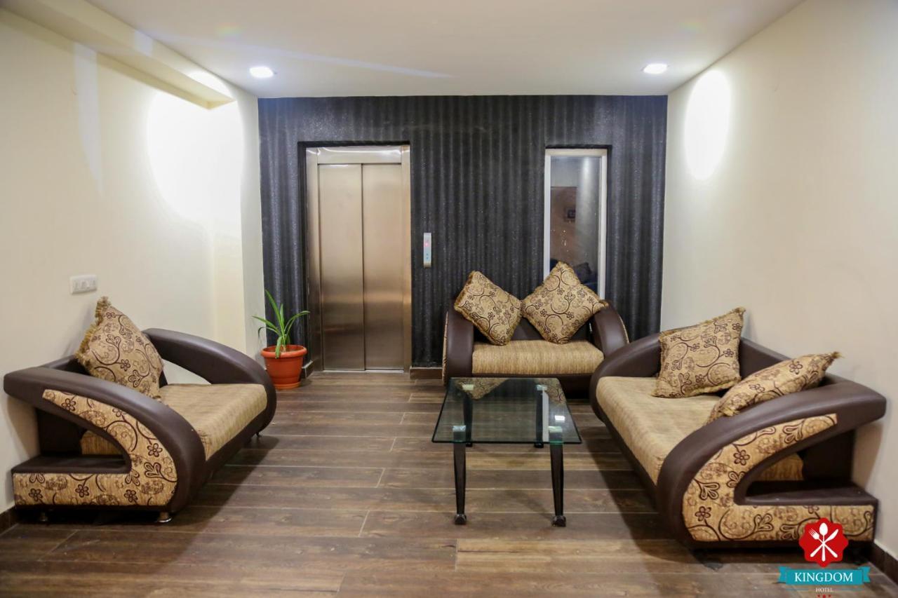 Kingdom Hotel Moga 外观 照片